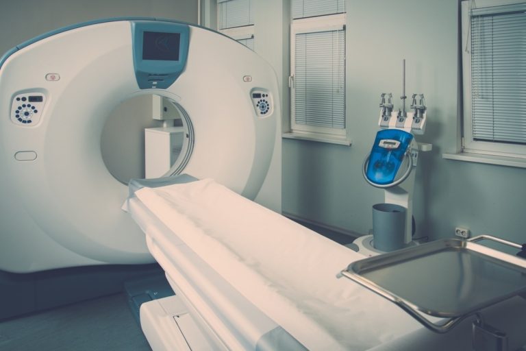 How to Become a Radiologist in India